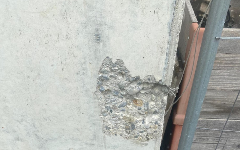 Schäden an Betonoberflächen